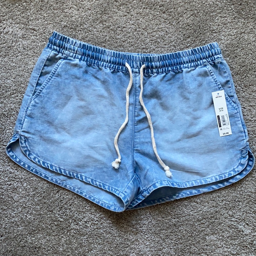 Woman’s Jean shorts